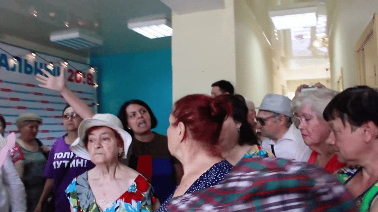 Бабушки по вызову «Социальной справедливости». Как краснодарская администрация борется с политической конкуренцией
