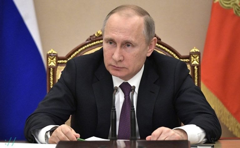 Штаб Путина объявил о сборе необходимого количества подписей для участия в выборах