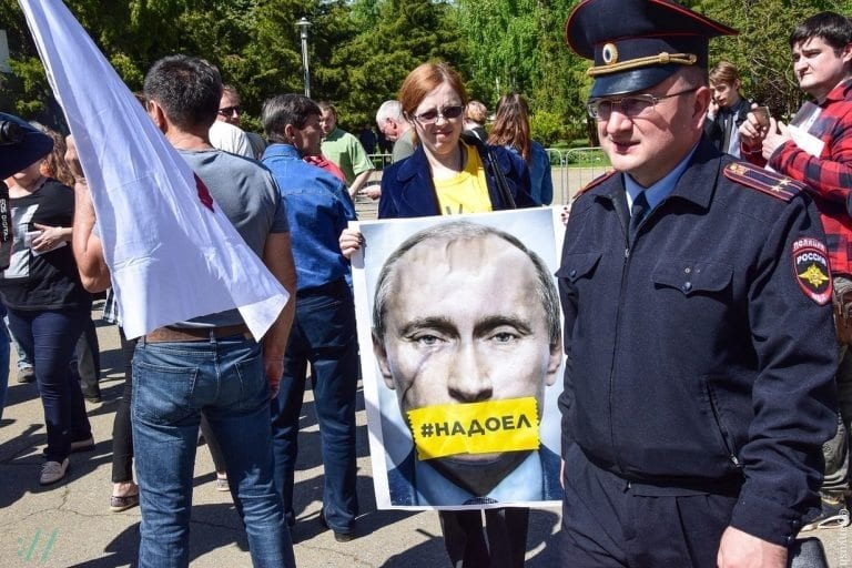 Полицейские пришли к десятилетнему сыну координатора «Открытой России» в Краснодаре