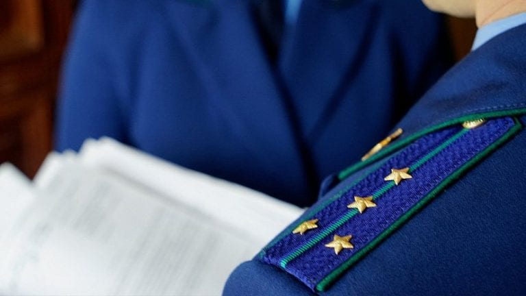 В Абинске двоих депутатов уволили за укрывание своих доходов и недвижимости