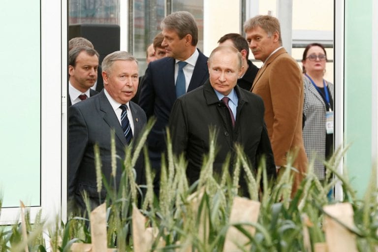 Владимир Путин посетил форум сельхозпроизводителей в Краснодаре