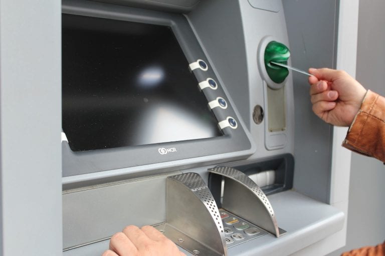 В Краснодаре из банкомата украли 2 миллиона рублей