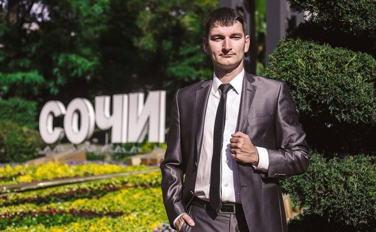 Сочинский блогер потребовал вернуть изъятые при обыске деньги