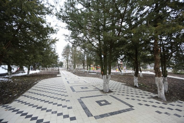 В Приморско-Ахтарском районе открыли новый парк