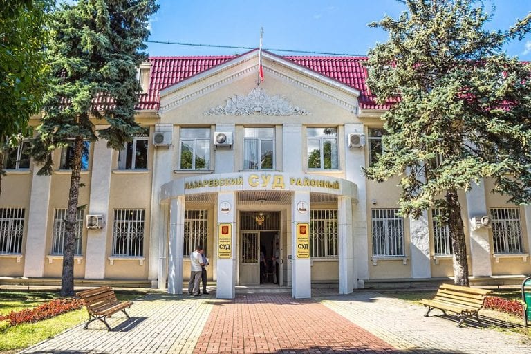 Родители утонувшего в сочинской ливневке мальчика простили обвиняемого