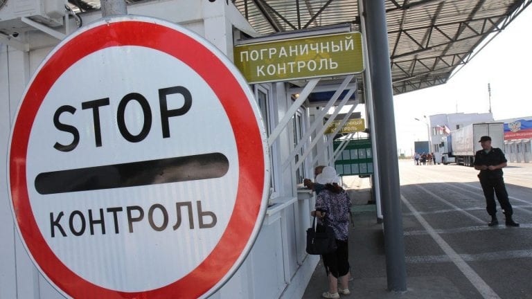 154 тысячи жителей Кубани не смогут выехать за границу