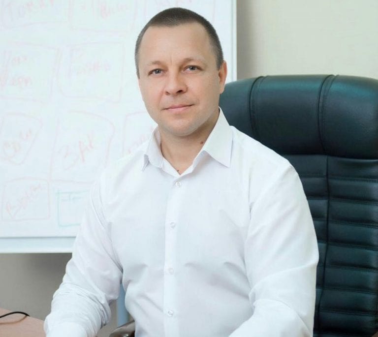 Главу Динского района обвиняют в получении взятки
