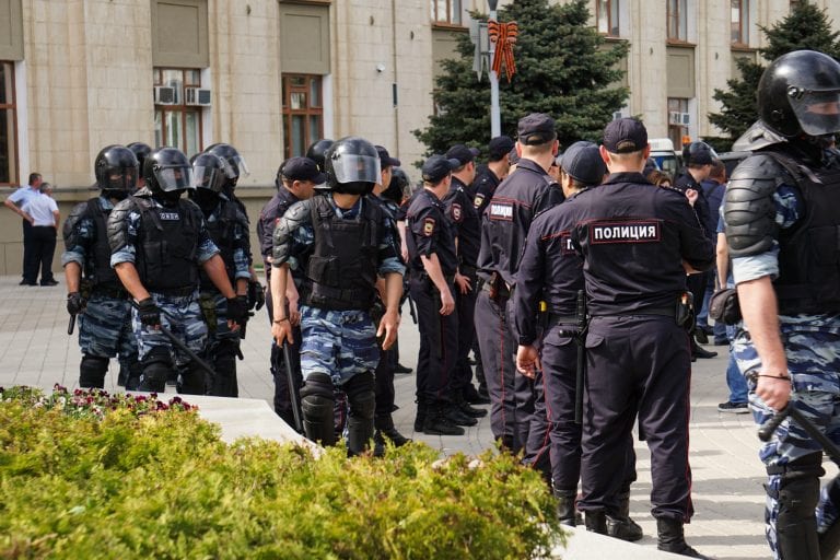 Правозащитники пожаловались в Генпрокуратуру на нежелание СК и МВД возбуждать дела об избиениях на митингах