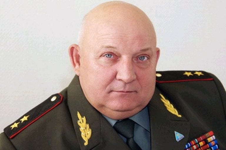 Генерала МВД будут судить из-за взятки гидроциклами и катером
