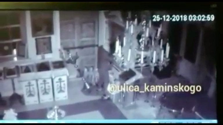 В Тамани ограбили храм