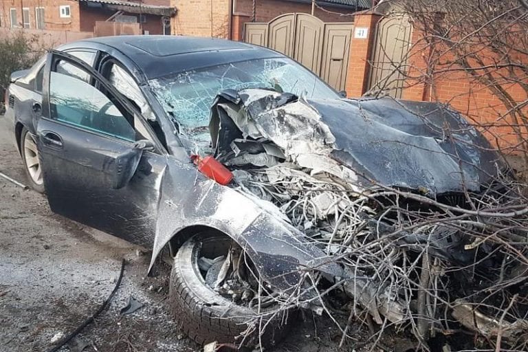 В Краснодаре ищут водителя загоревшегося BMW