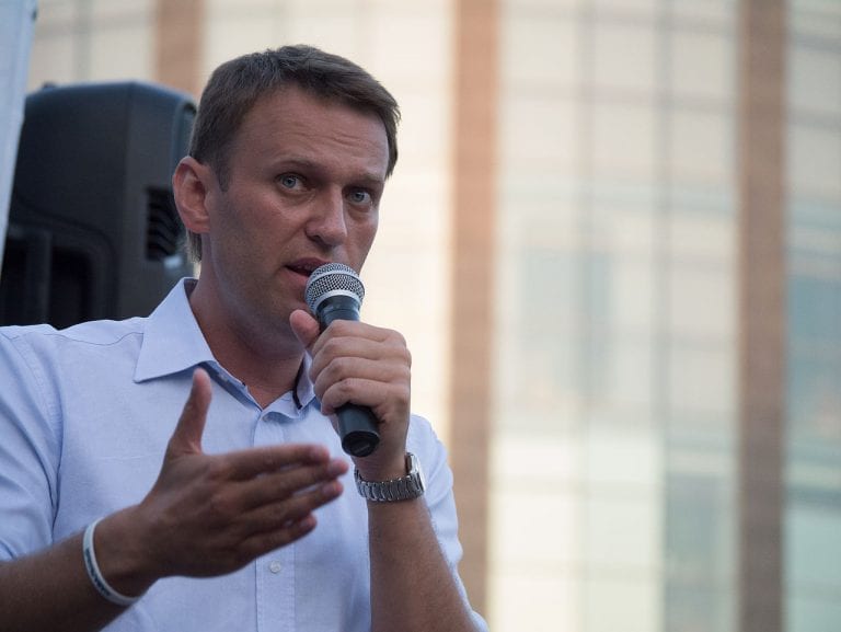 Нескольких активистов задержали на акциях памяти Навального в Краснодаре и Сочи