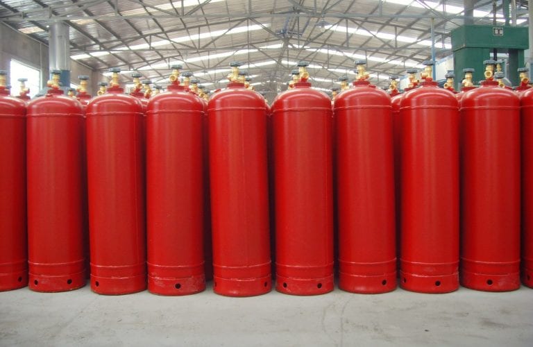 В Абинском районе при взрыве газового баллона пострадали два человека