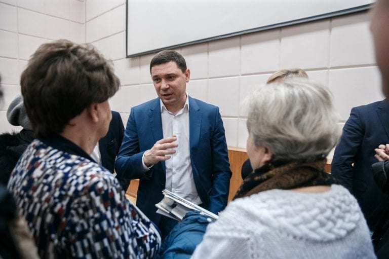 Мэр Краснодара Первышов пообещал отремонтировать 10 улиц в Западном округе
