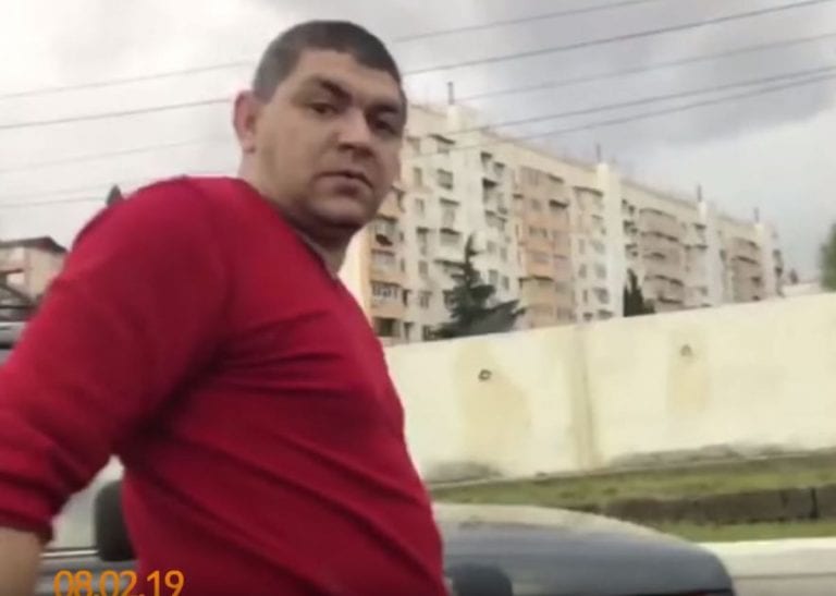 Против избившего инвалида водителя возбудили два уголовных дела