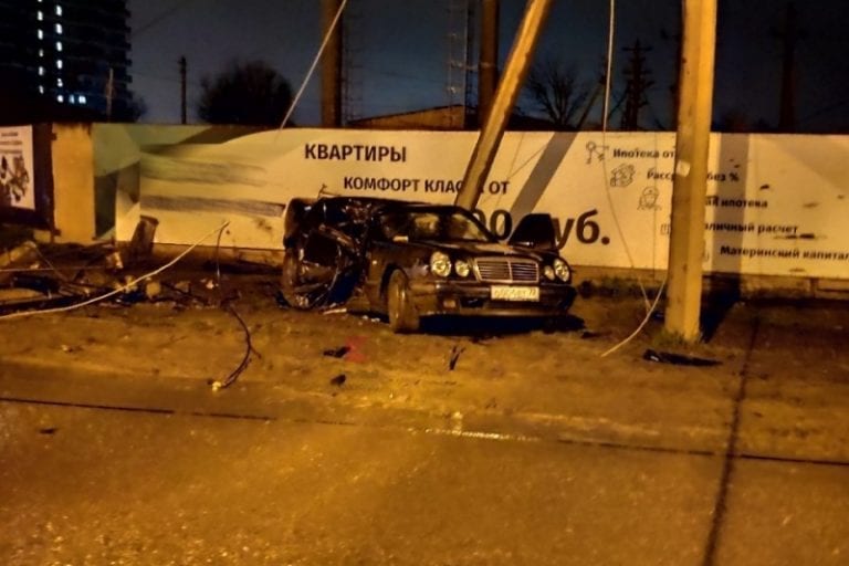 Почти тысяча человек в Краснодаре остались без света из-за ДТП