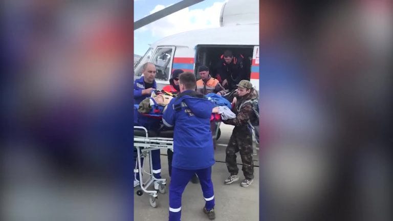 В Абинском районе школьник упал с моста во время похода