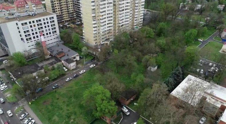 Мэрия Краснодара вернула в собственность участок в районе Чистяковской рощи