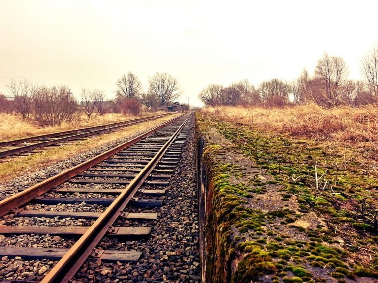 За поджог батарейного шкафа на железнодорожных путях в Краснодаре арестовали четырех человек
