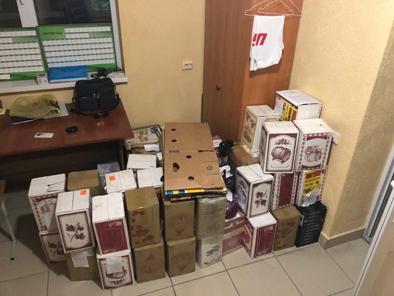 На Кубани с начала года из незаконной продажи изъято 11,5 тысяч литров алкоголя