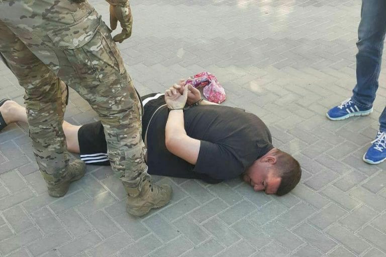В Геленджике подполковника полиции задержали за покровительство незаконному джипингу