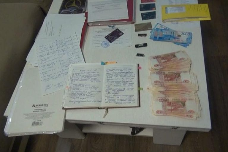 В Новороссийске члены преступной группы незаконно обналичили 9 млн рублей