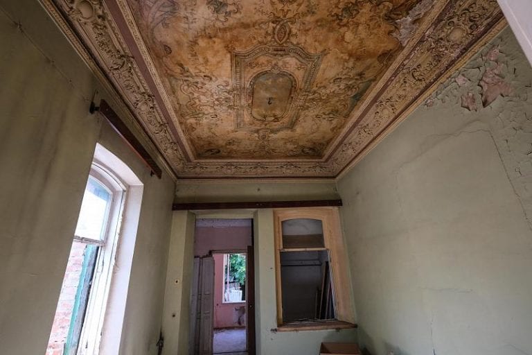 Мэрия Краснодара добивается сноса особняка купца Котлярова