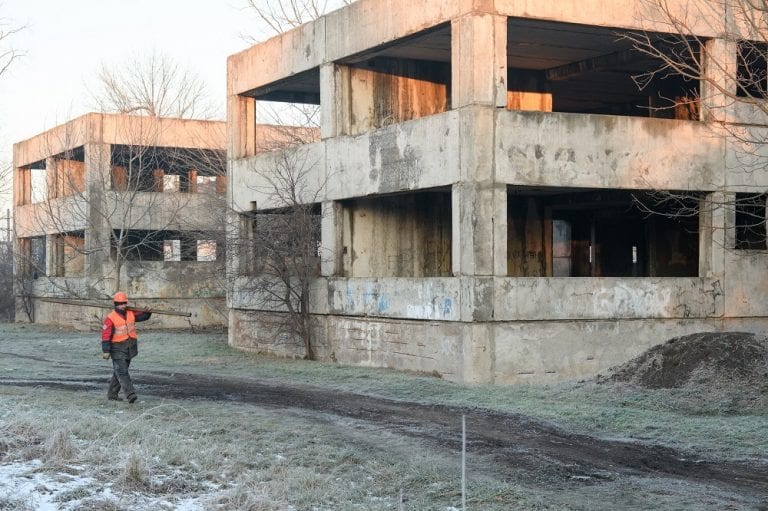 В Краснодаре на месте гаражей и сараев построят детский сад