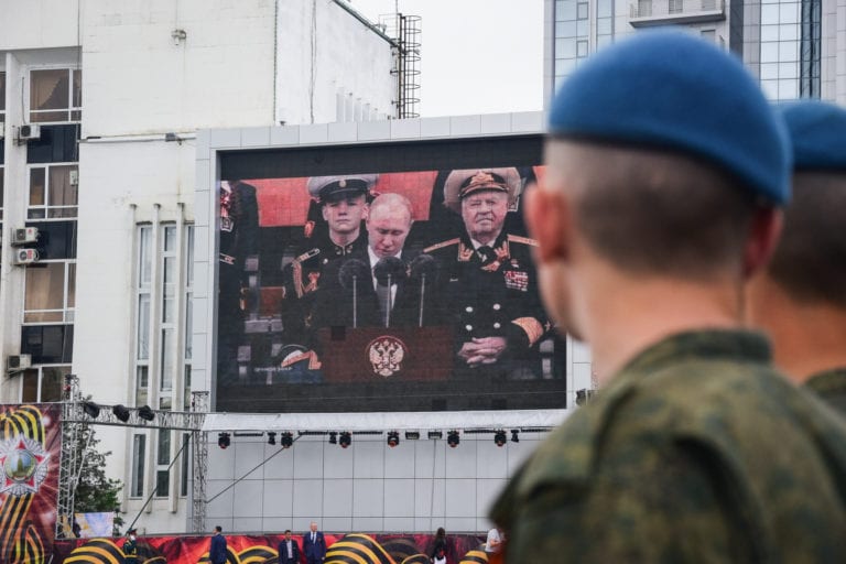 В Краснодаре не состоится парад и салют 24 июня