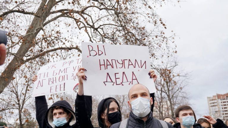 В краснодарский штаб Навального пришли полицейские
