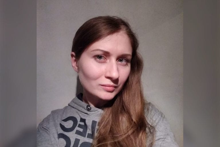 Каролину Задойнову арестовали на 5 суток. Из доказательств у полицейских только одинаковые рапорты