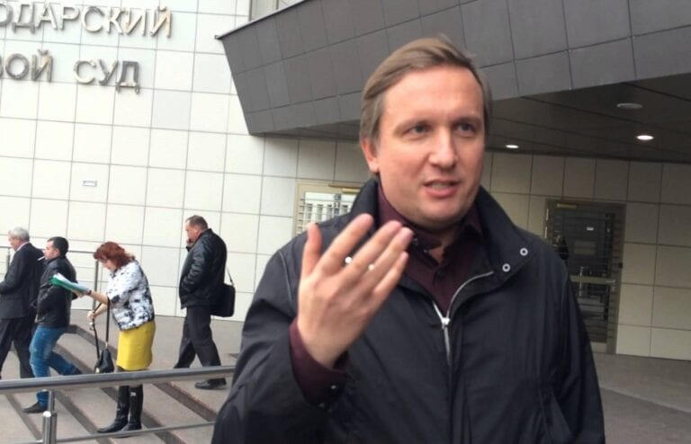 Суд оставил под стражей бывшего сочинского судью Новикова