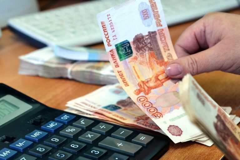 C начала 2021 года задолженность по зарплатам в Краснодарском крае уменьшилась почти на 10%