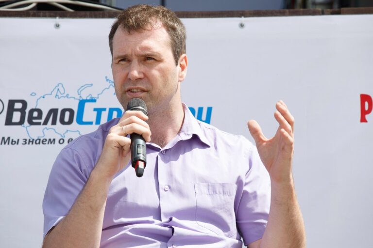 В Краснодаре борющегося с беспределом полиции блогера заключили в СИЗО