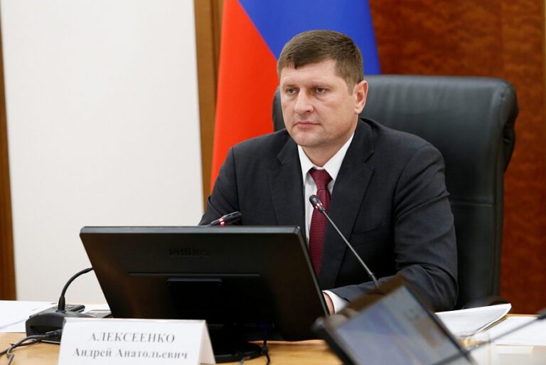 Великобритания ввела санкции против Алексеенко