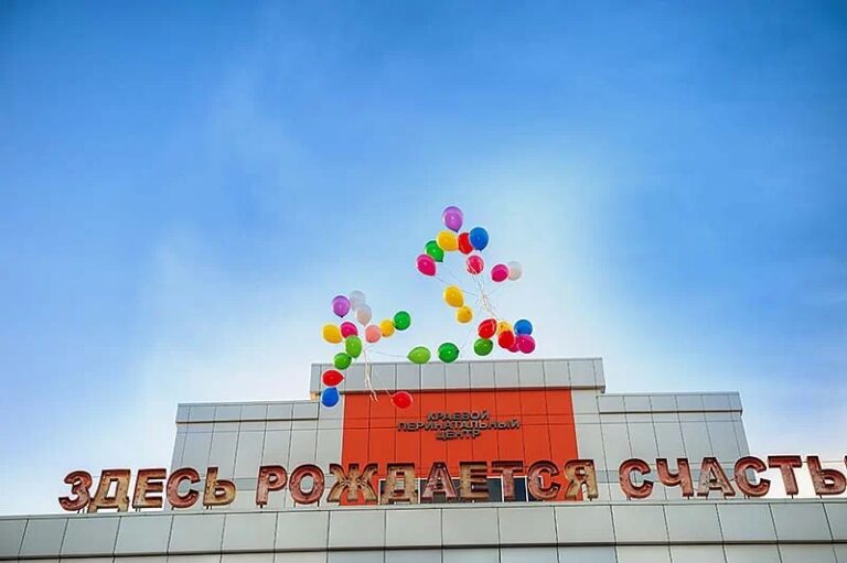 Яна Антонова: «Бабы не нарожали». В России отмечается катастрофический спад рождаемости