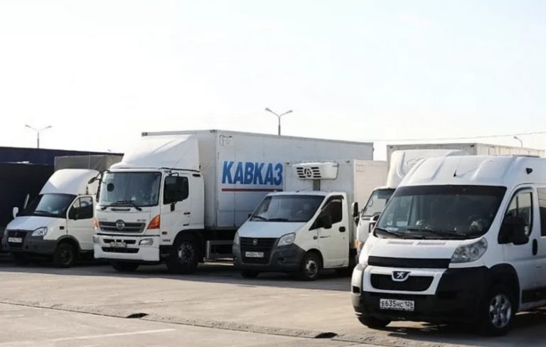 В Краснодарском крае очередь на Керченскую переправу ожидают 170 большегрузов
