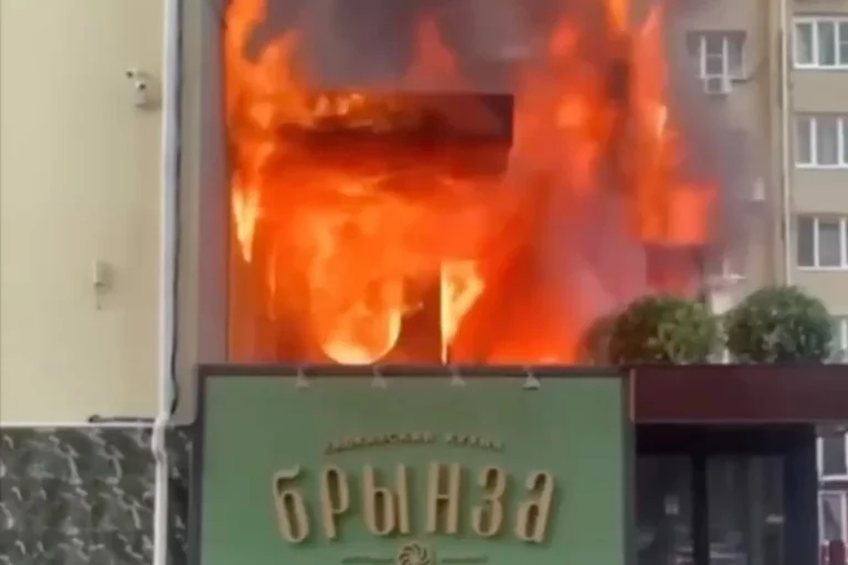 В ресторане Анапы произошёл крупный пожар