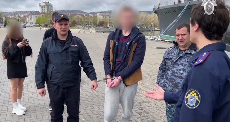 В Новороссийске предстанет перед судом 17-летний житель Хакасии, подозреваемый в экстремизме