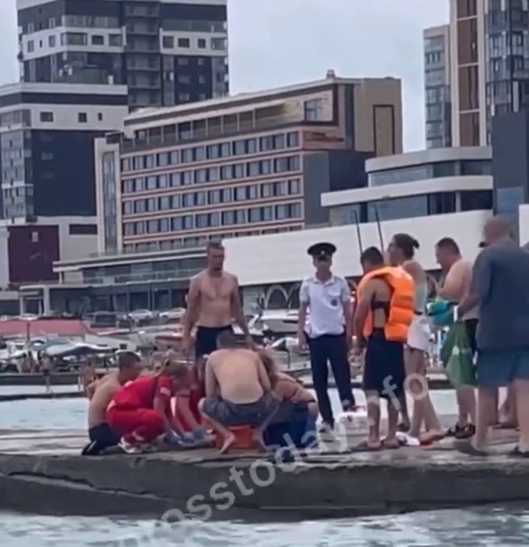 Ребёнок утонул на пляже в Новороссийске