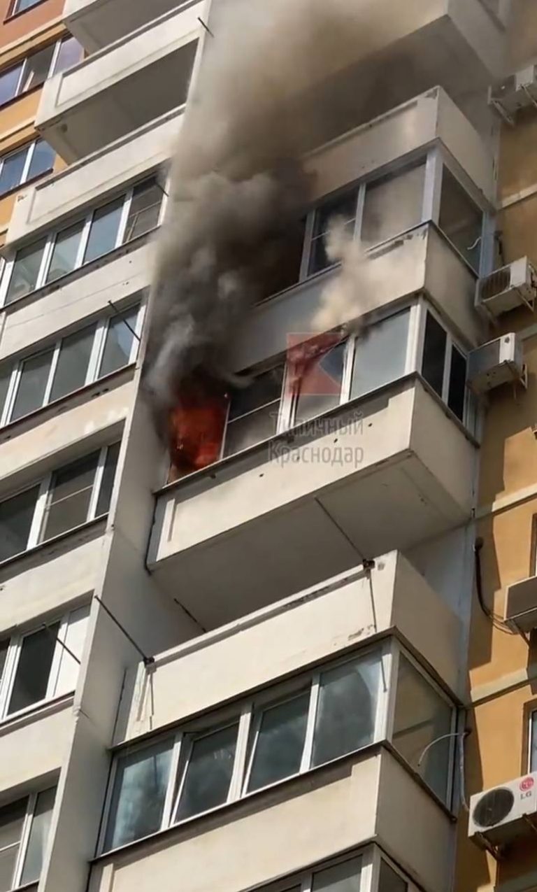 В Краснодаре эвакуировали 70 человек из-за пожара в многоэтажке