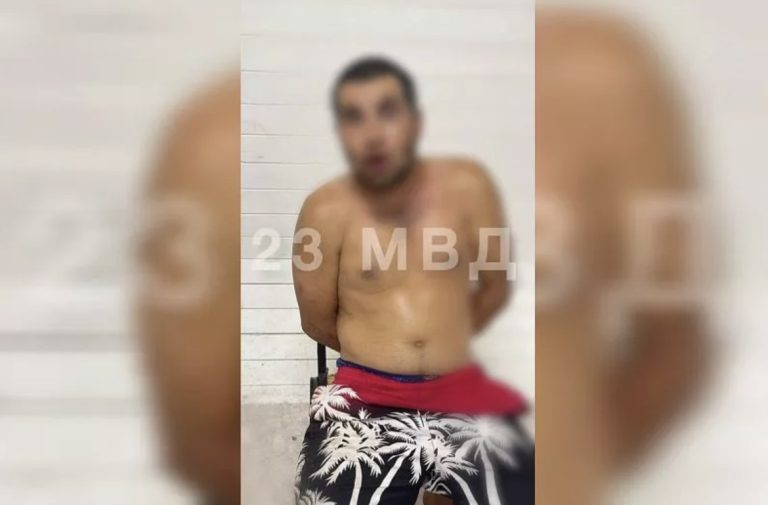 В Анапе возбудили уголовное дело против туриста, который набросился на полицейского