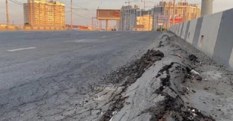 Жарко не только людям: в Краснодаре на Северном мосту из-за высоких температур «взбугрился» асфальт