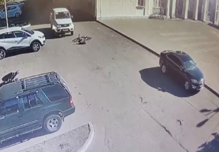 В Краснодарском крае водитель внедорожника сбил ребенка на велосипеде