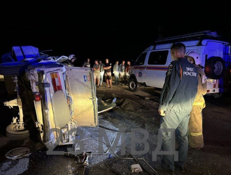 Под Анапой произошло смертельное ДТП с участием двух автомобилей