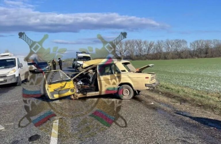 На Кубани два человека погибли в лобовом ДТП с фургоном