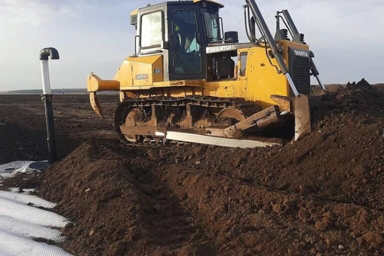 В Славянске-на-Кубани продолжают рекультивировать мусорный полигон