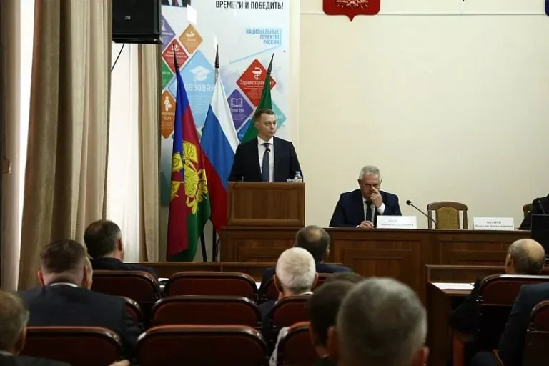 Глава Абинского района покинул свой пост