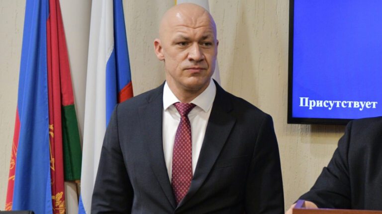 Максим Слюсарев уволен с должности первого вице-мэра