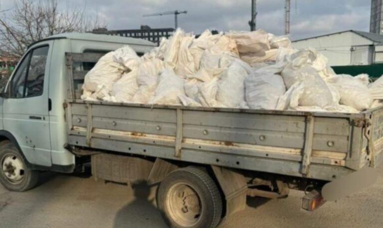 В Краснодаре полицейские вновь задержали «чёрных мусорщиков»